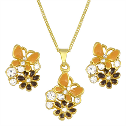 Conjunto borboleta na flor resina e strass, banhado a ouro